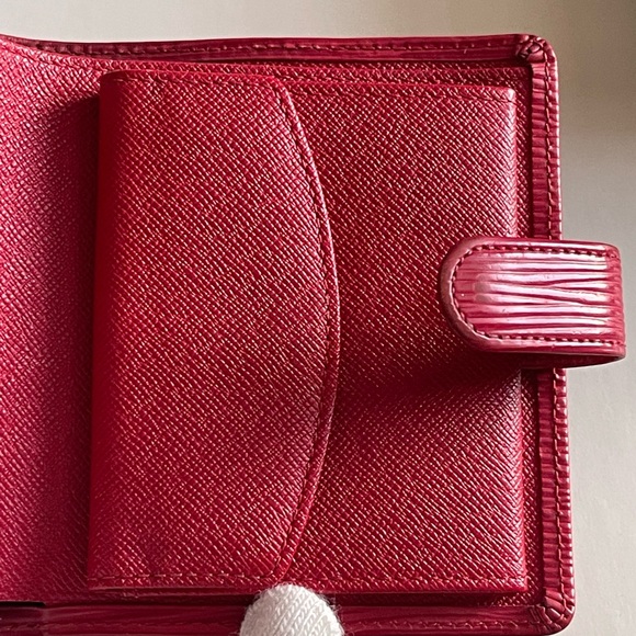 *Authentic* Louis Vuitton Epi Leather French Bifold Wallet Red Elegant Small - Picture 7 of 16
